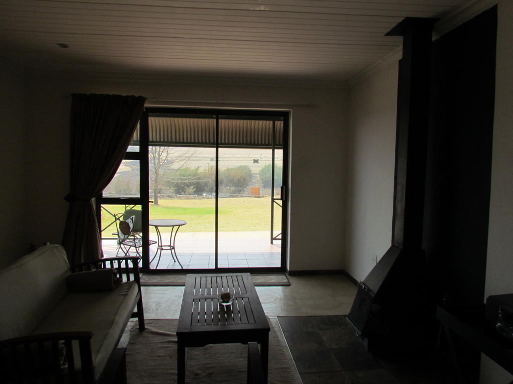 Pumula Guest Farm Villa Fouriesburg Exteriör bild